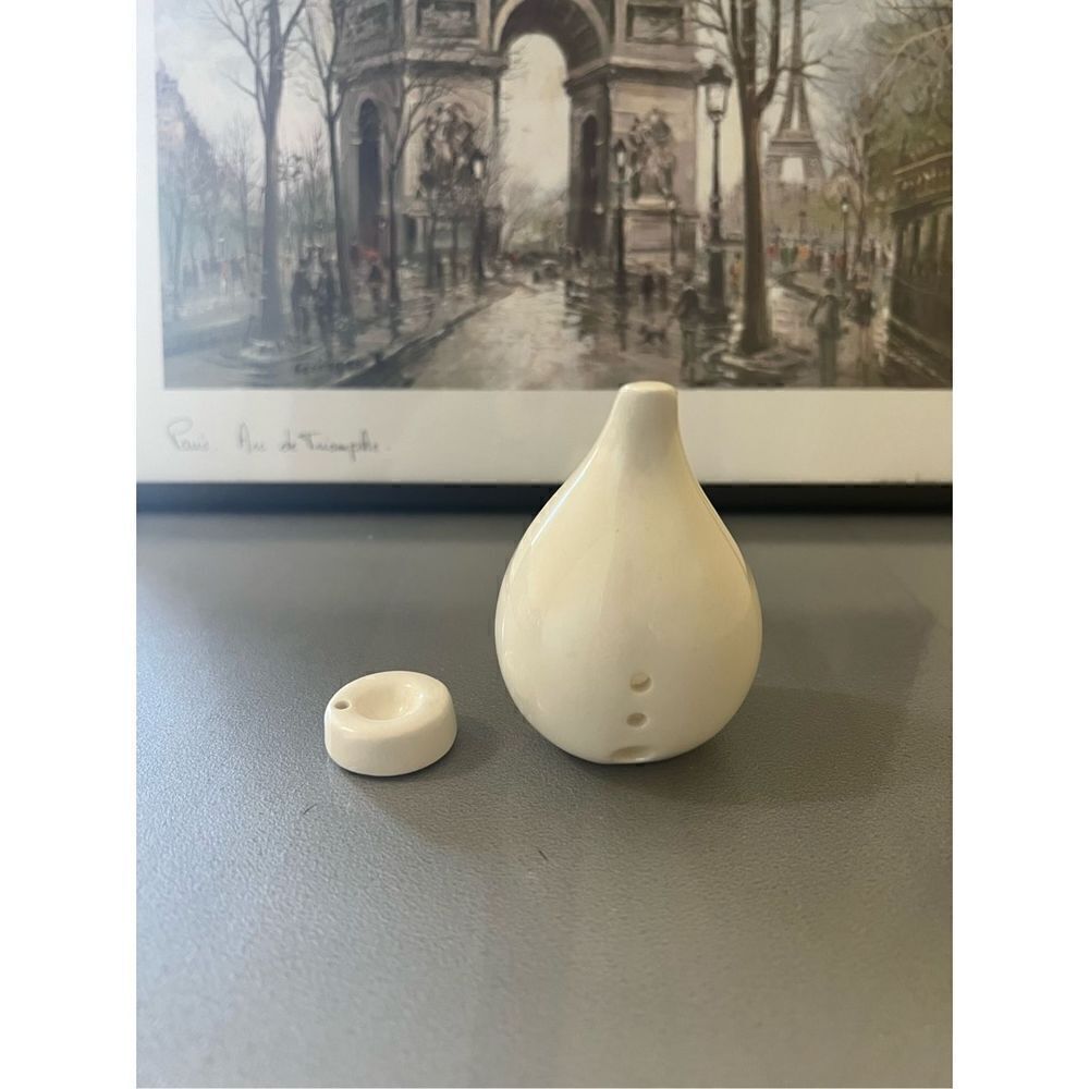 Ceramic Tear Drop Shaped Incense Holder‎